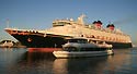 MS Disney Magic / Warnem�nde / Bild: 29 / 16.06.2010